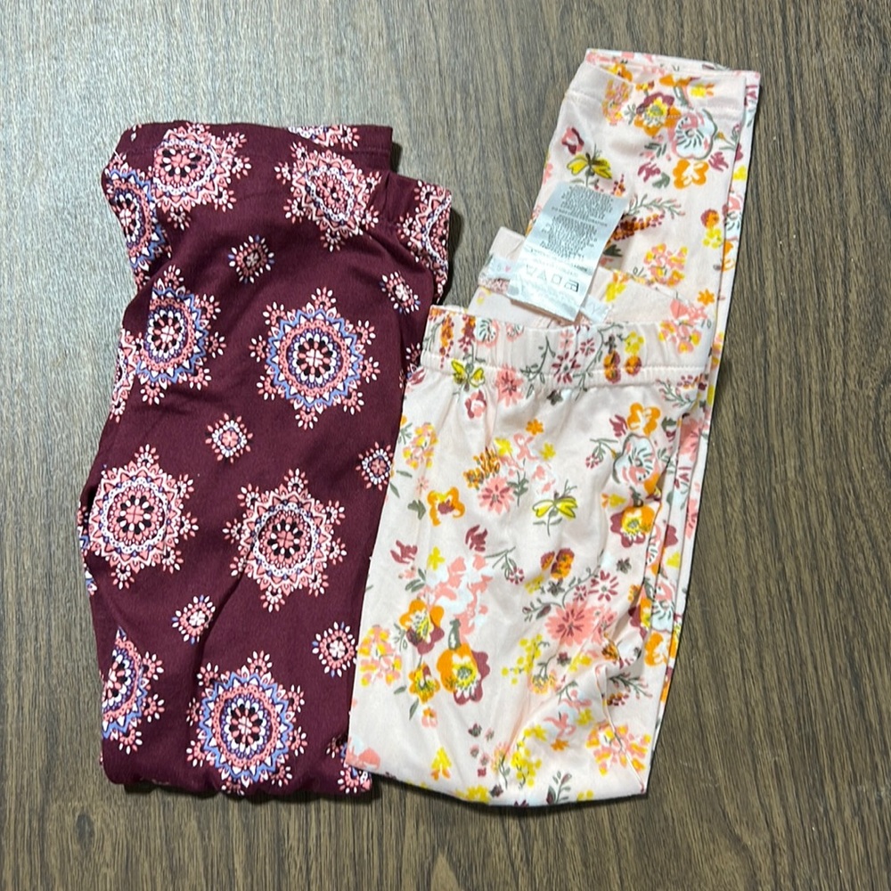 Girls size 5 leggings